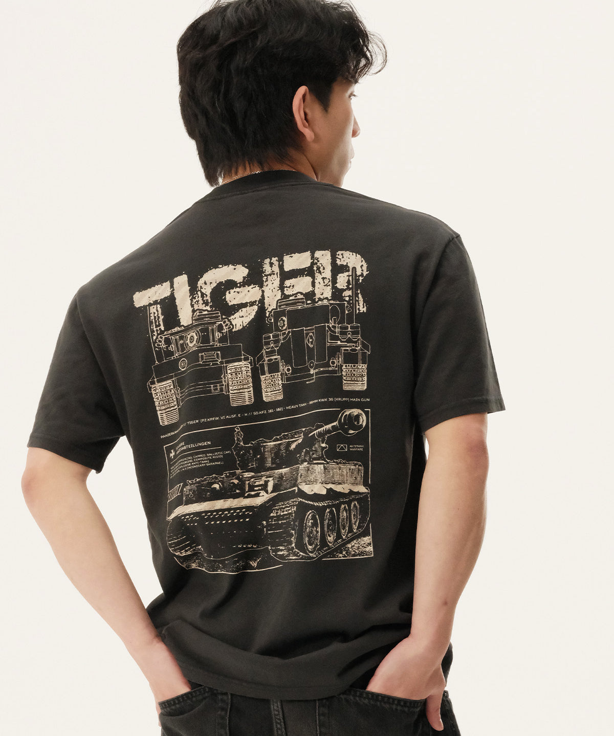 tigerI7.jpg